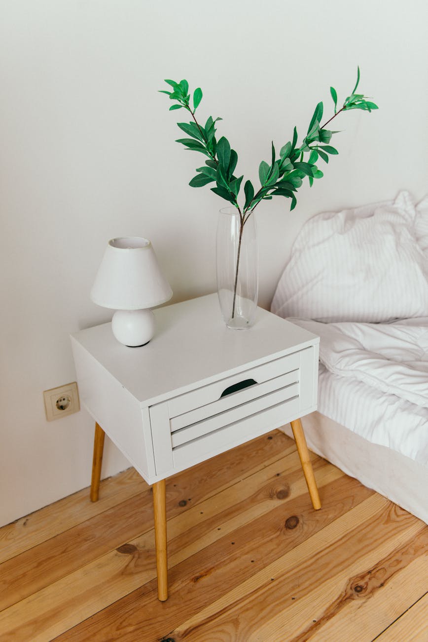 10 Minimalist Lamps For A Clean And Simple Look