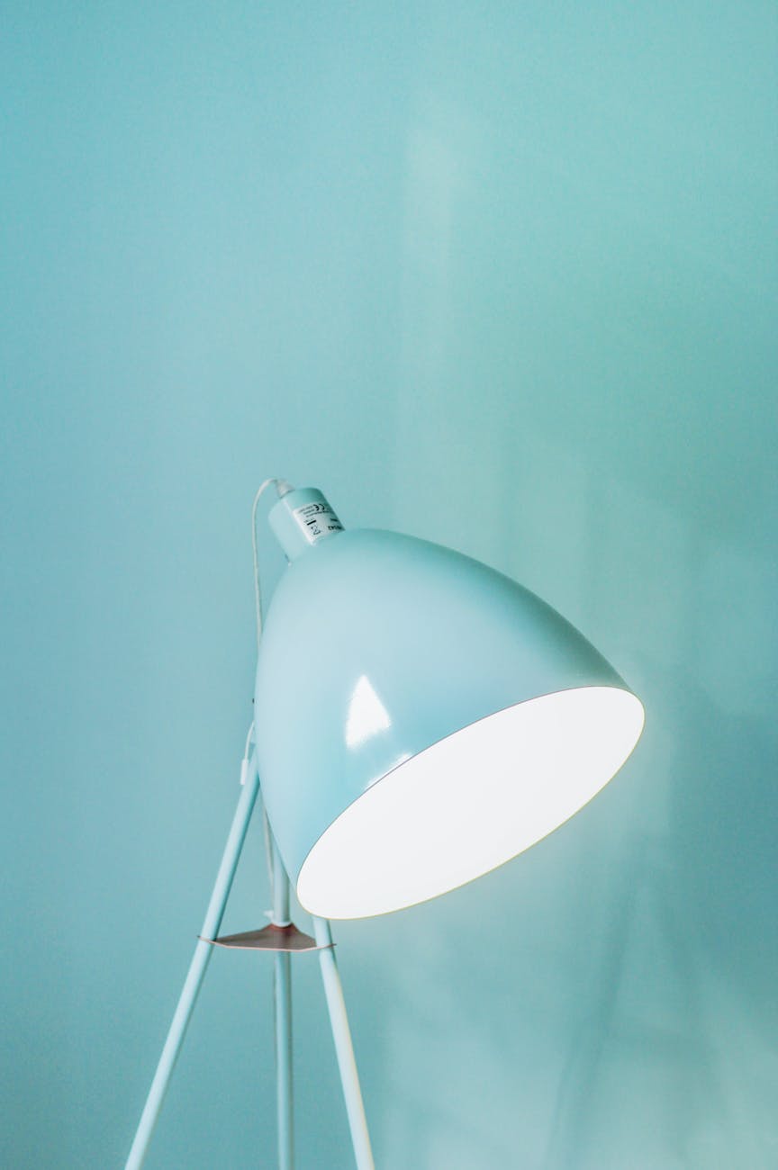 Decorating With Tripod Lamps: A Style Guide