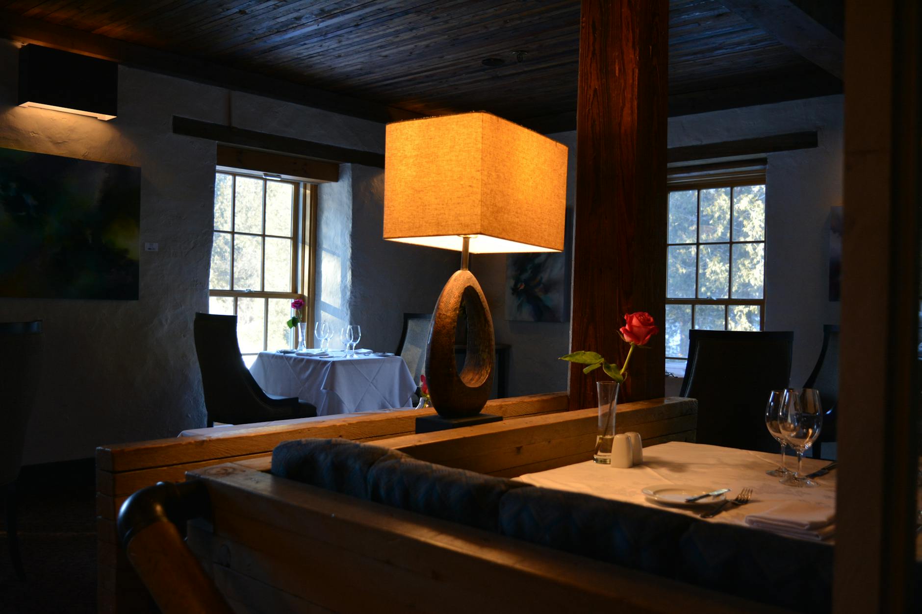 The Best Farmhouse Floor Lamps For A Cozy, Rustic Feel