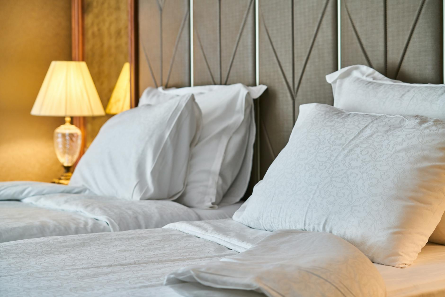 How To Clean A Fabric Lampshade (The Right Way),