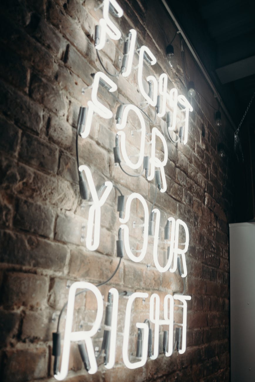 How To Choose The Right Light Bulb For Your Lamp,