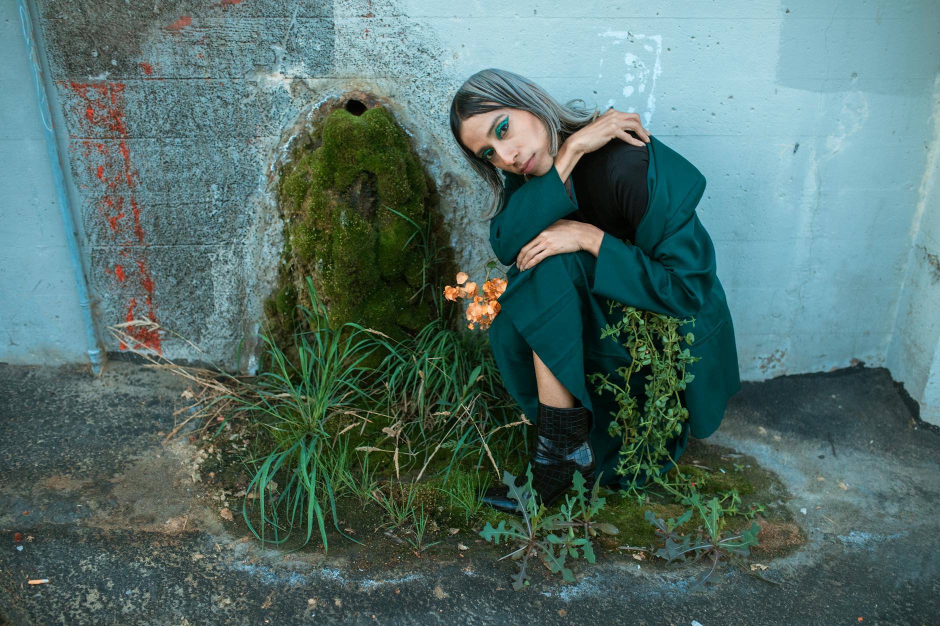 Concrete Lamps: The Brutalist Trend We Love