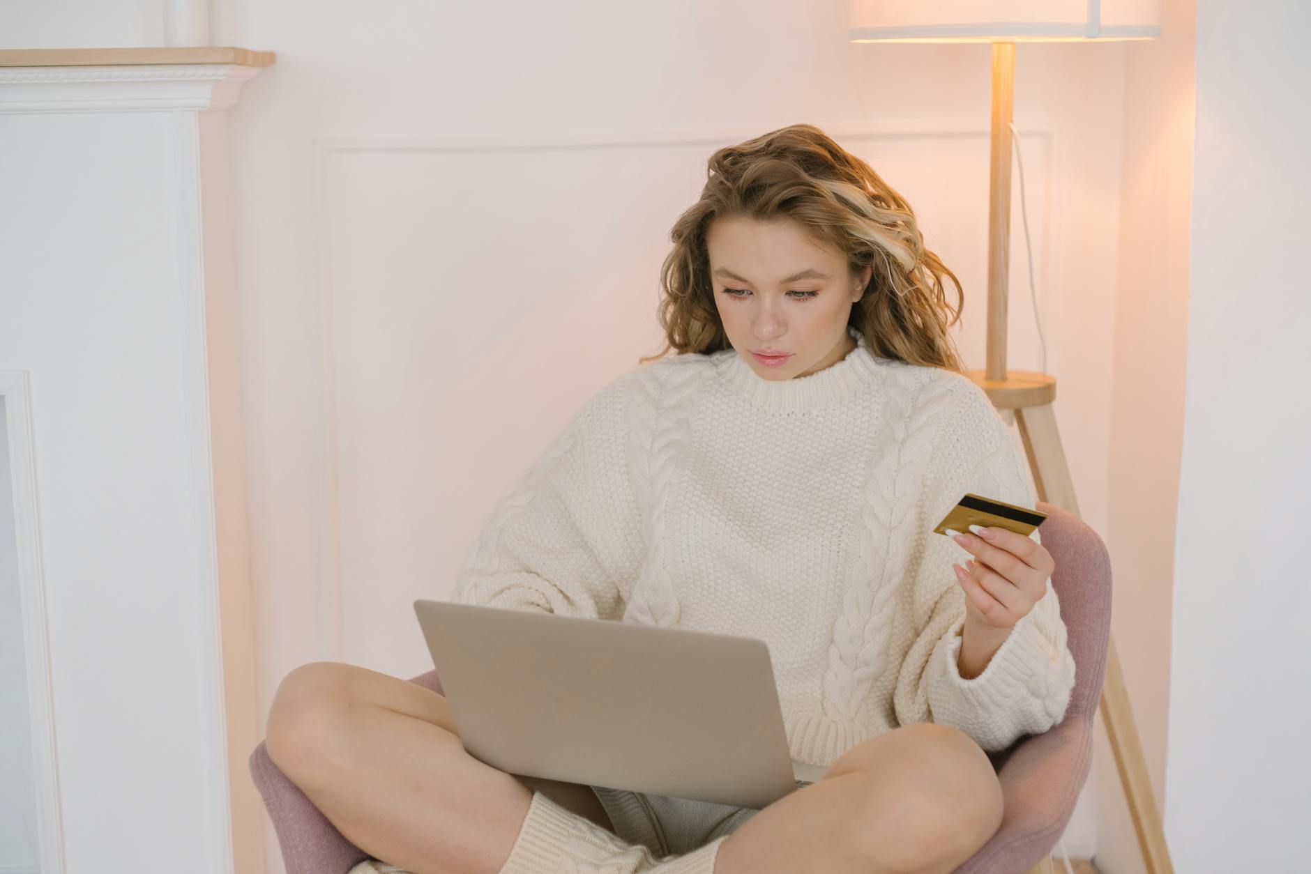 5 Common Mistakes To Avoid When Buying A Floor Lamp Online