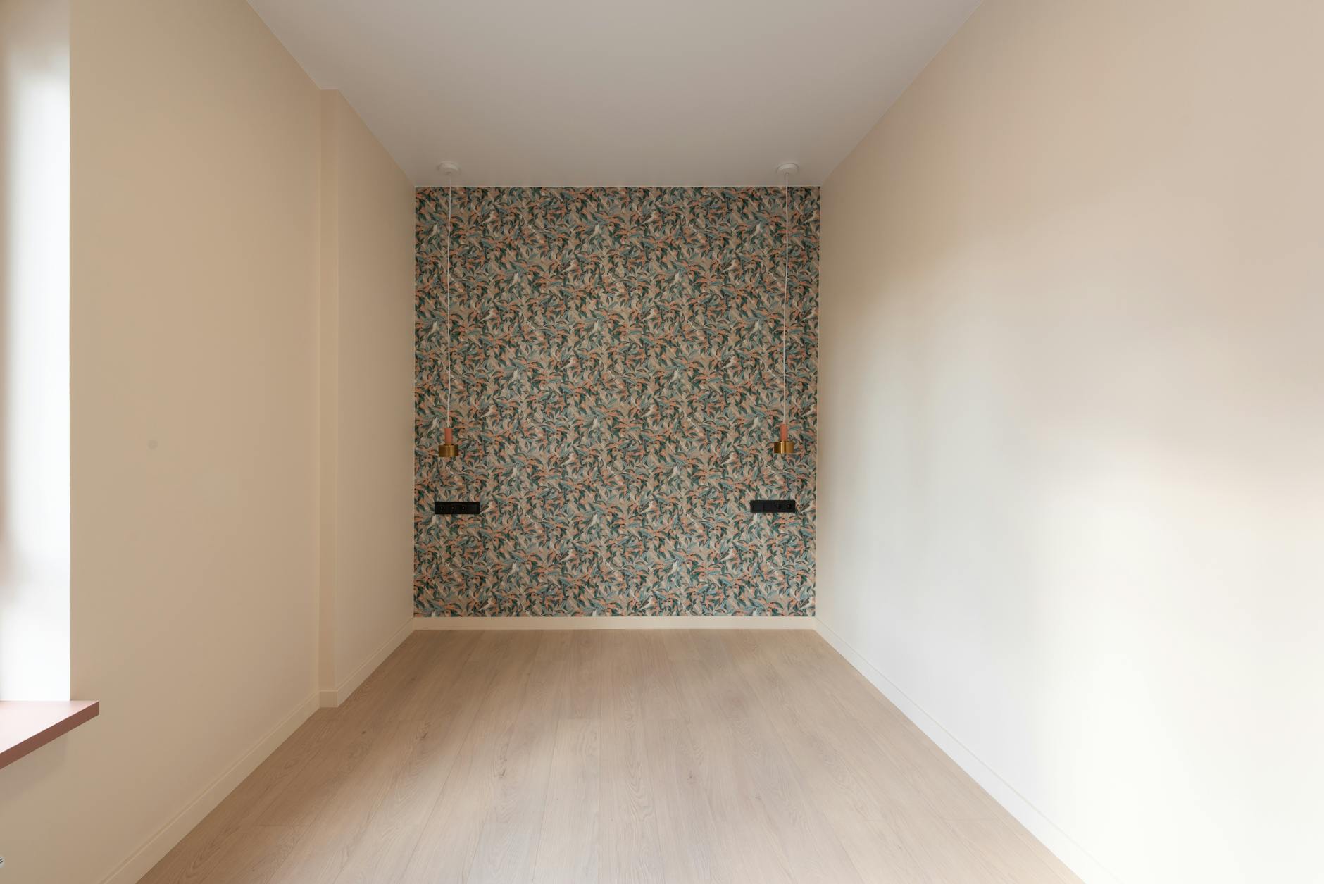 Why You Should Invest In A Dimmable Floor Lamp